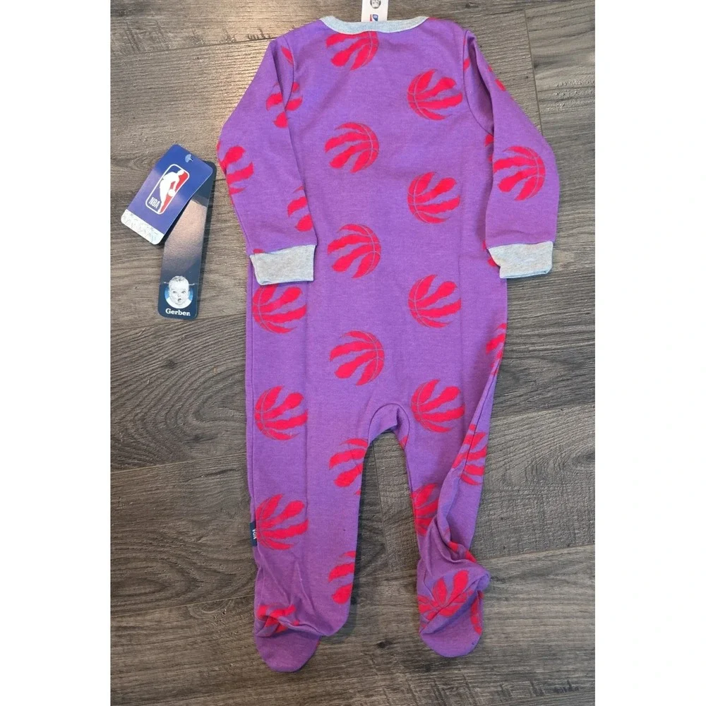 NBA Baby Toronto Raptors Zip-up One Piece Pajama Purple Gerber Size 6-9M NWT